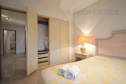 Apartamento T2 para Venda em Quarteira
