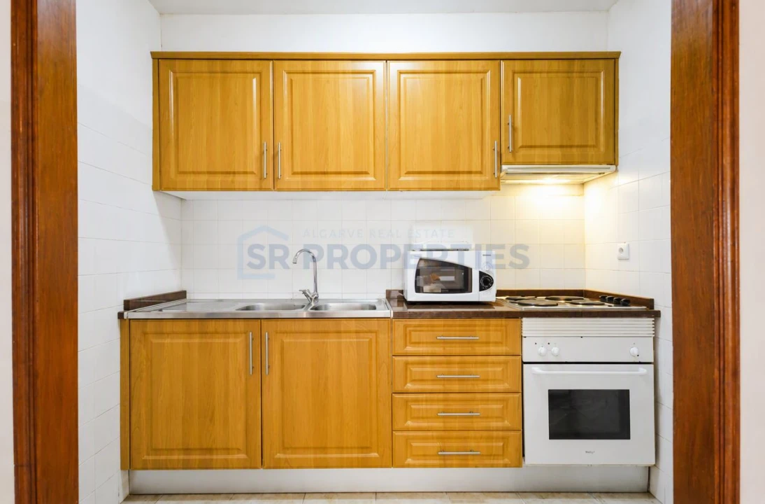 Apartamento T2 para Venda em Quarteira Foto 6
