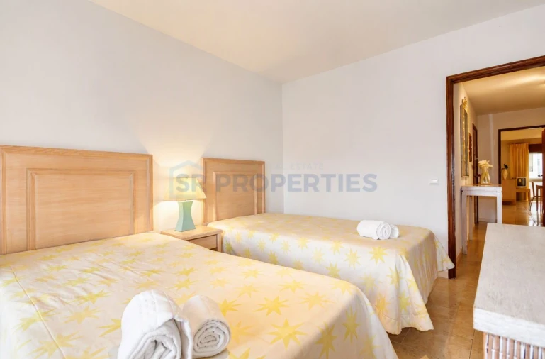 Apartamento T2 para Venda em Quarteira Foto 16