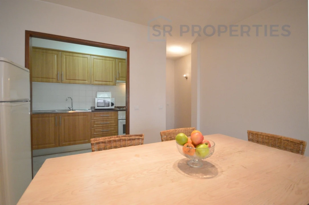 Apartamento T2 para Venda em Quarteira Foto 8