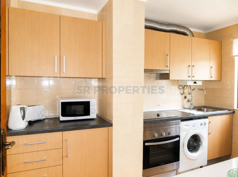 Apartamento T1 para Venda em Quarteira Foto 5