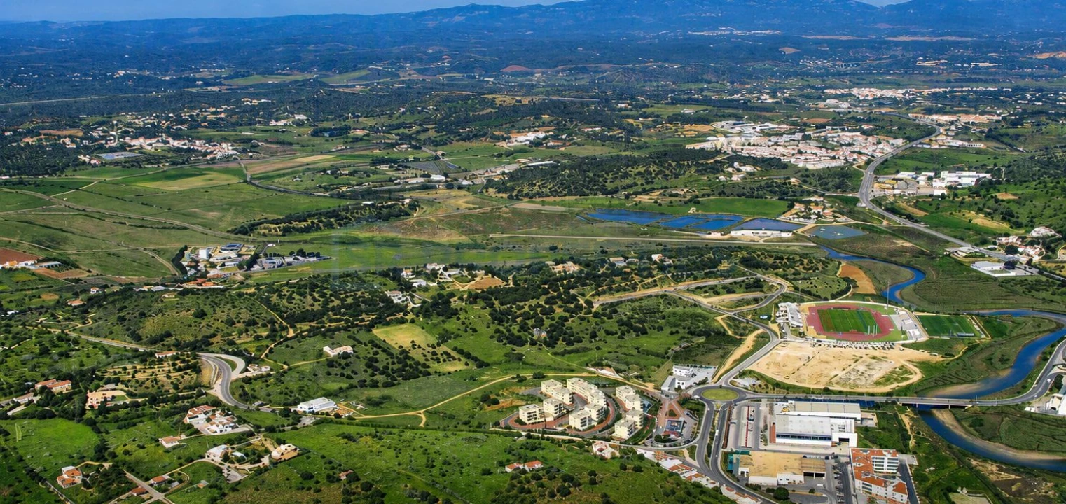 Terreno para Venda em Lagos (São Sebastião e Santa Maria) Foto 7