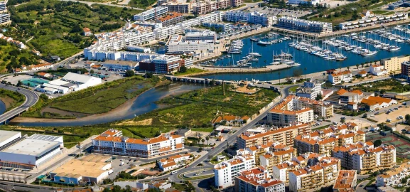 Terreno para Venda em Lagos (São Sebastião e Santa Maria)