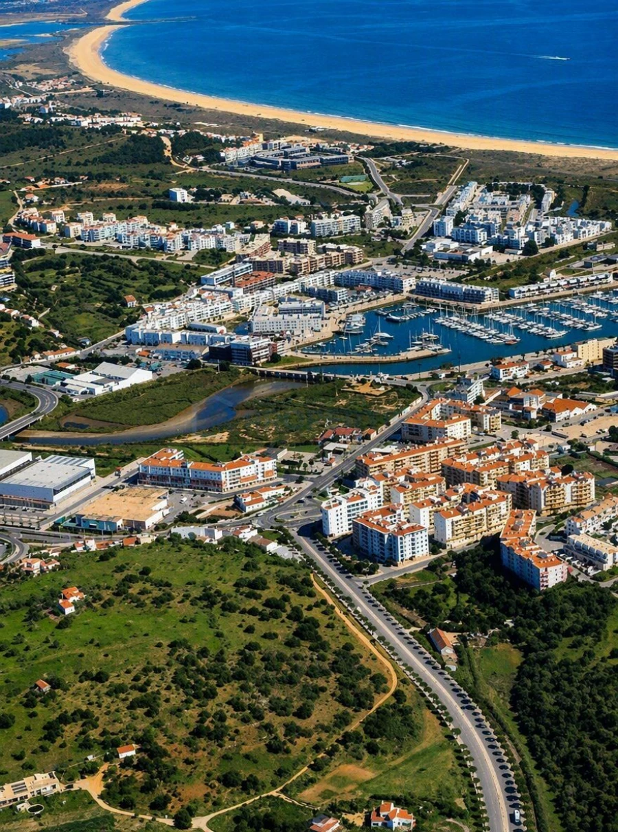 Terreno para Venda em Lagos (São Sebastião e Santa Maria) Foto 3