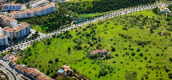 Terreno para Venda em Lagos (São Sebastião e Santa Maria)