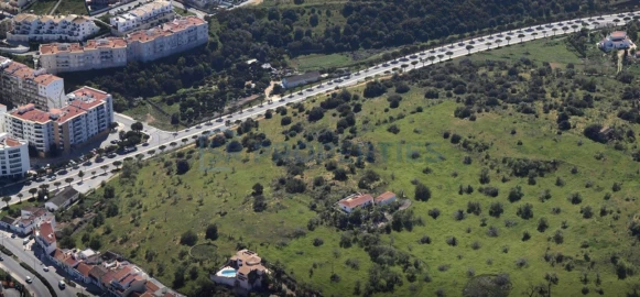 Terreno para Venda em Lagos (São Sebastião e Santa Maria)