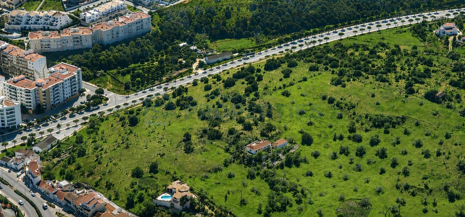 Terreno para Venda em Lagos (São Sebastião e Santa Maria) Foto 4