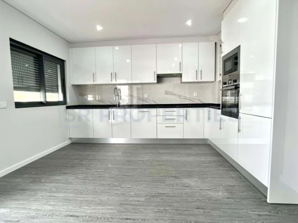 Apartamento T3 para Venda em Olhão Foto 20