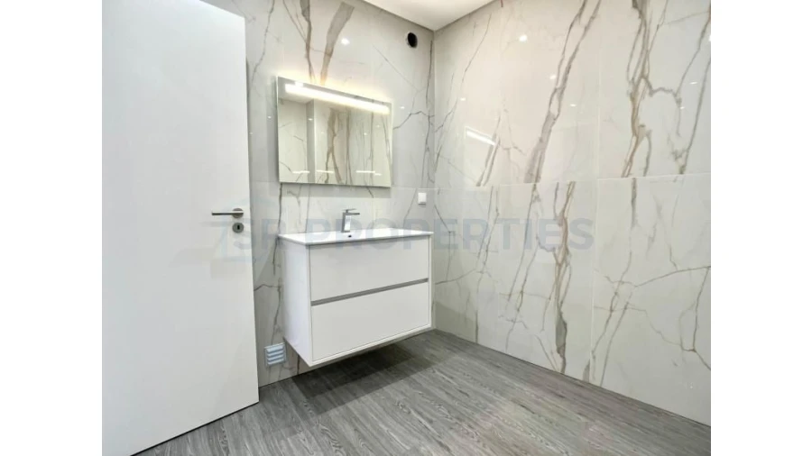 Apartamento T3 para Venda em Olhão Foto 8