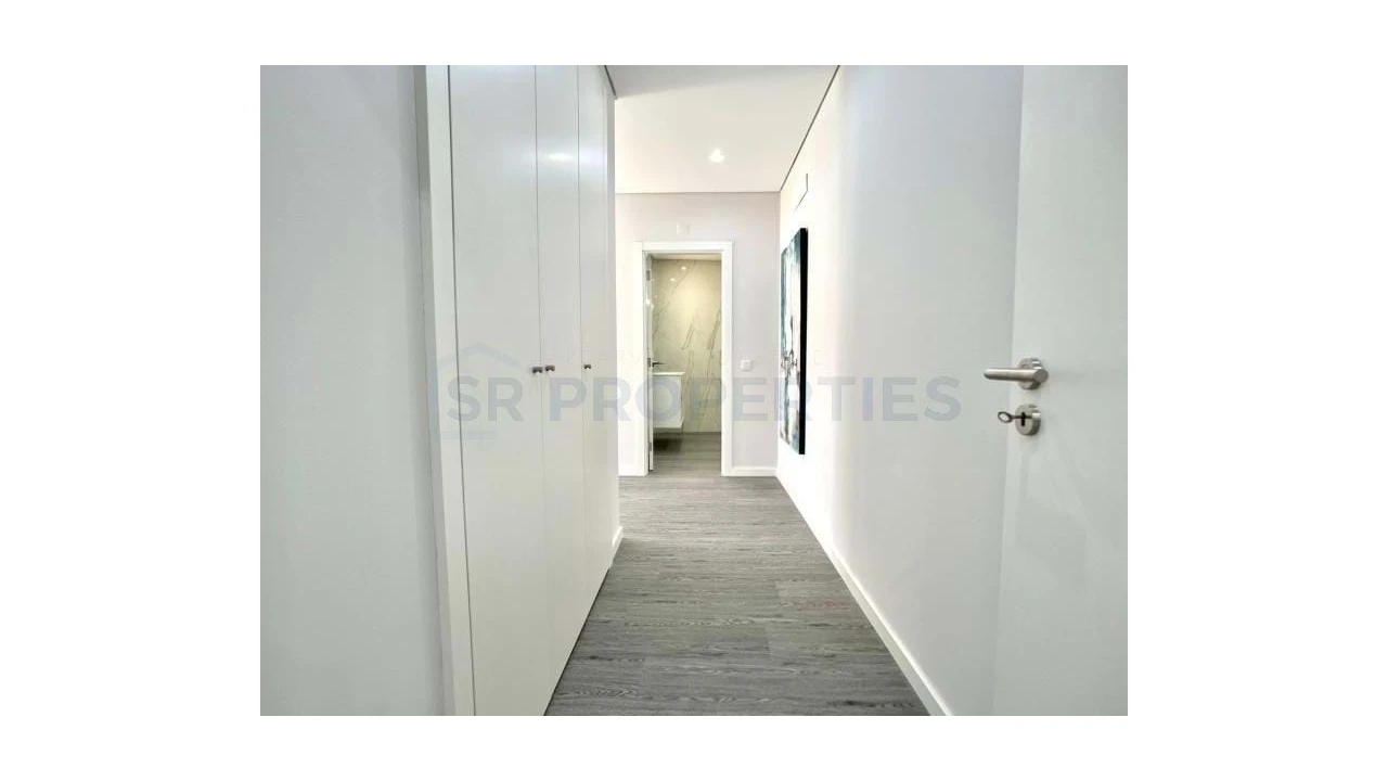 Apartamento T3 para Venda em Olhão Foto 7