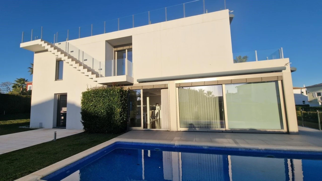 Moradia T4 para Venda em Almancil Foto 29