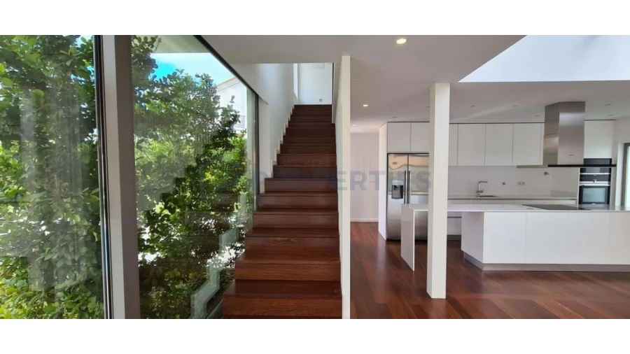 Moradia T4 para Venda em Almancil Foto 10