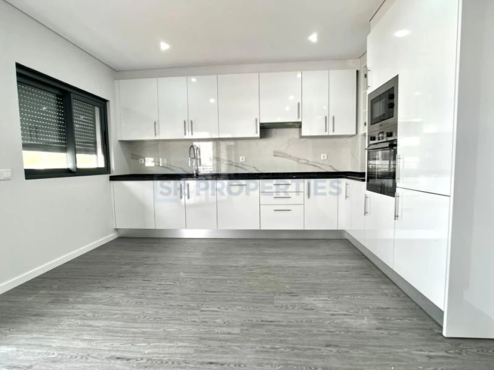 Apartamento T3 para Venda em Olhão Foto 20