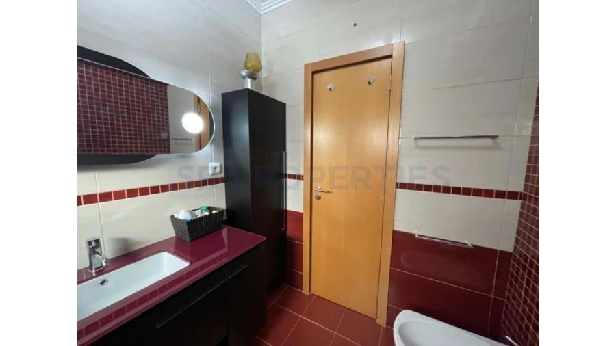 Apartamento T2 para Venda em Quarteira Foto 16