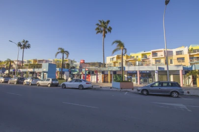 Negócio para Venda em Albufeira e Olhos de Água