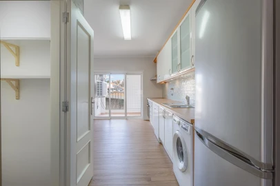 Apartamento T3 para Venda em Lagos (São Sebastião e Santa Maria)