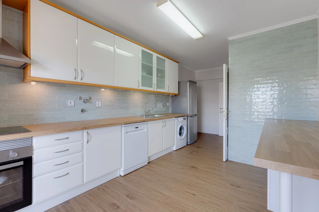 Apartamento T3 para Venda em Lagos (São Sebastião e Santa Maria) Foto 17