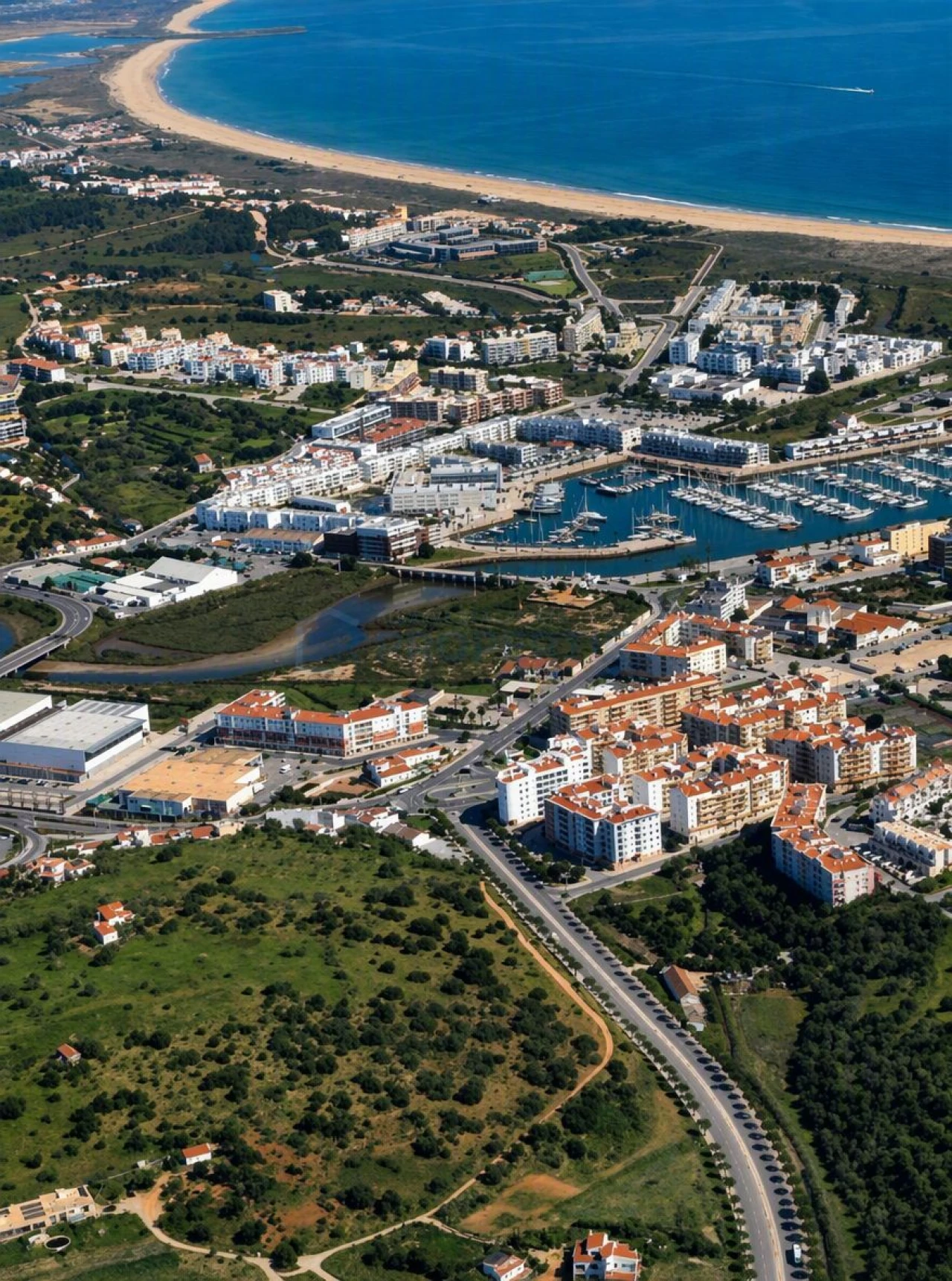 Terreno para Venda em Lagos (São Sebastião e Santa Maria) Foto 3