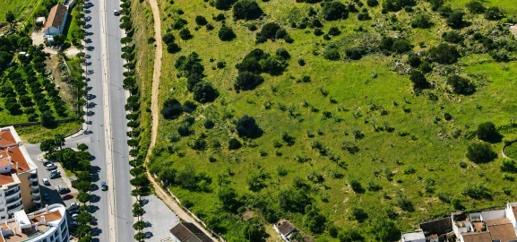 Terreno para Venda em Lagos (São Sebastião e Santa Maria)