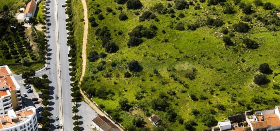 Terreno para Venda em Lagos (São Sebastião e Santa Maria)