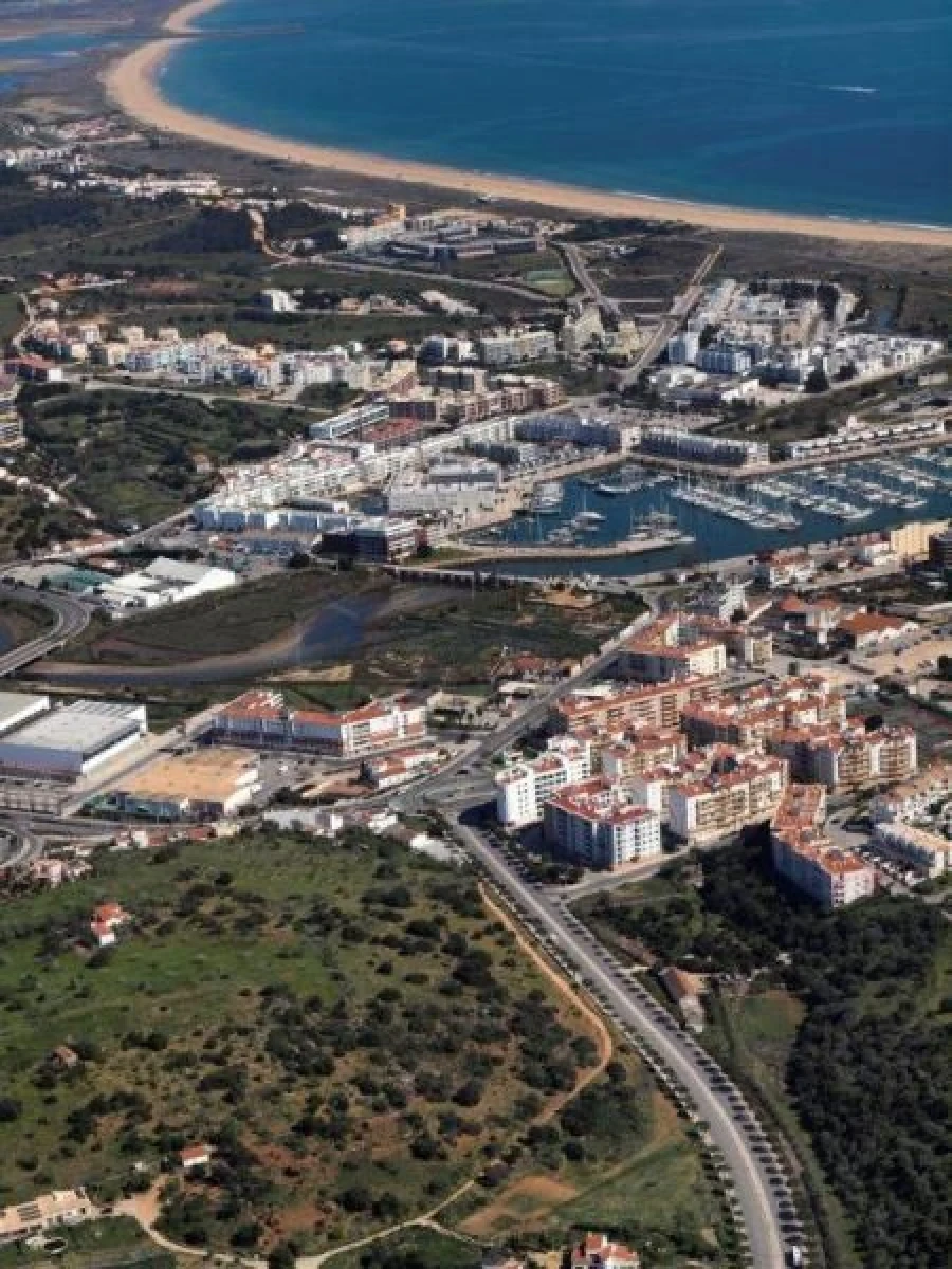 Terreno para Venda em Lagos (São Sebastião e Santa Maria) Foto 5