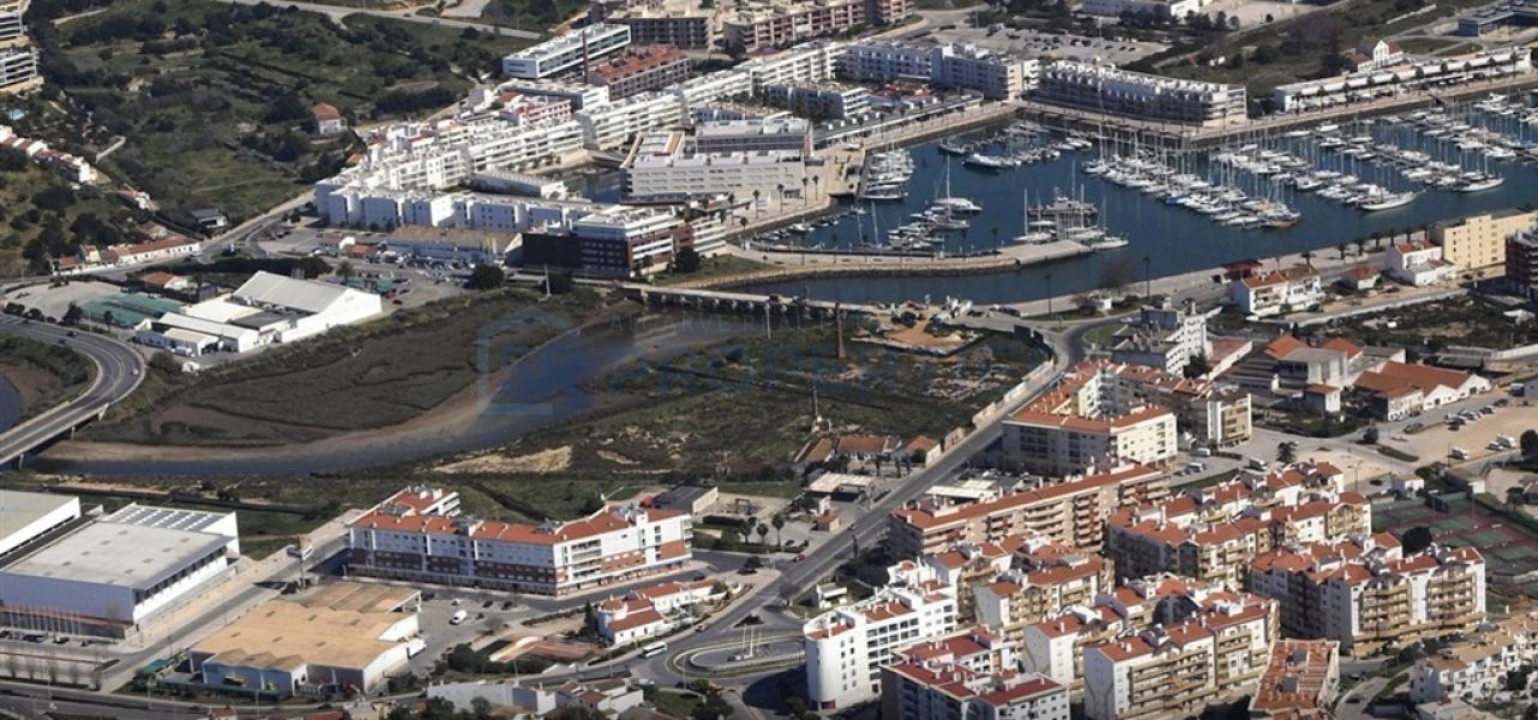 Terreno para Venda em Lagos (São Sebastião e Santa Maria) Foto 7