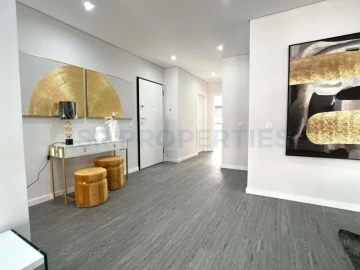Apartamento T3 para Venda em Olhão