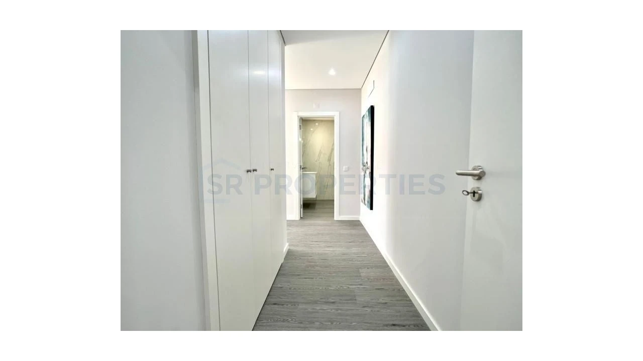 Apartamento T3 para Venda em Olhão Foto 7