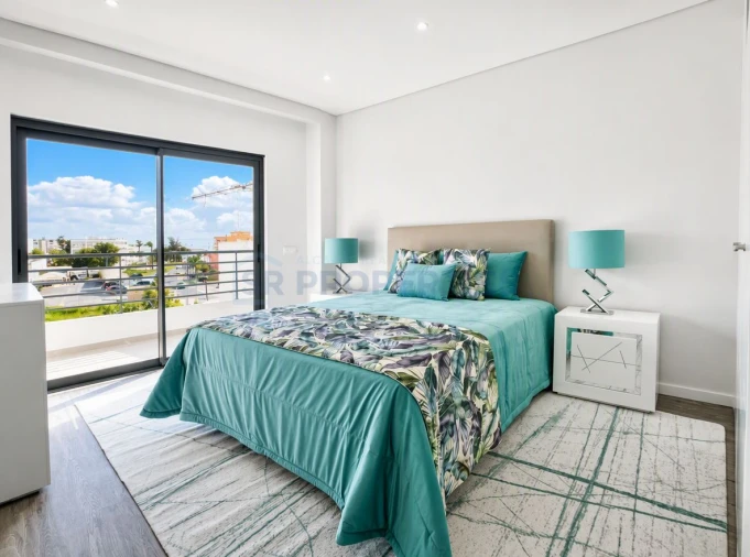 Apartamento T3 para Venda em Olhão Foto 2