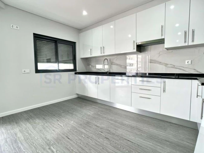 Apartamento T3 para Venda em Olhão Foto 18