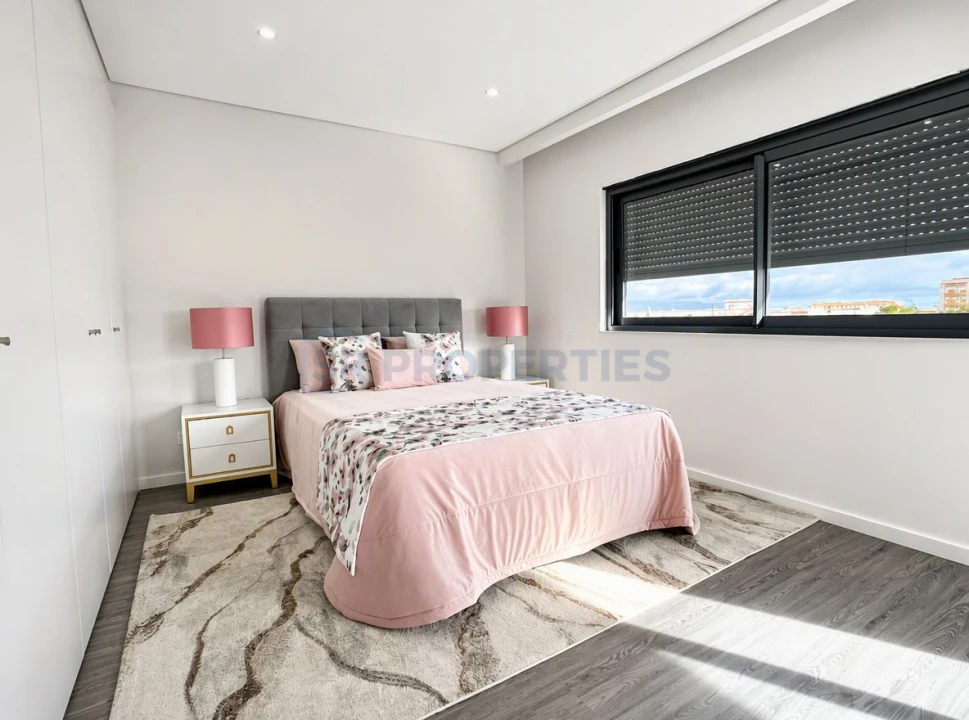Apartamento T3 para Venda em Olhão Foto 4
