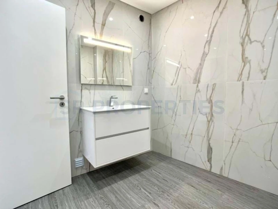 Apartamento T3 para Venda em Olhão Foto 8