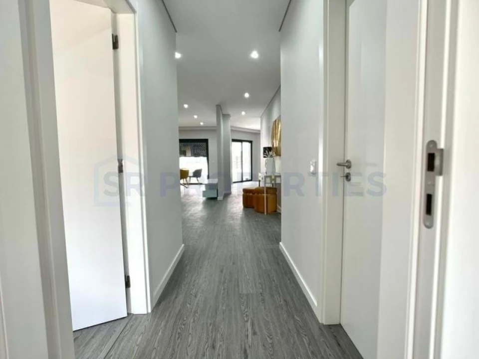 Apartamento T3 para Venda em Olhão Foto 15