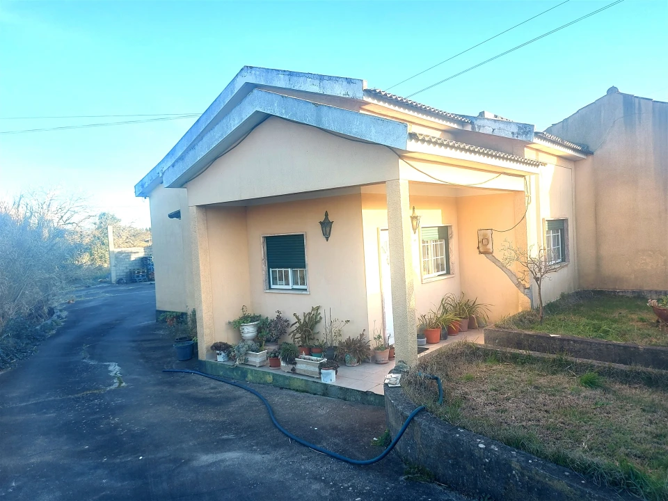 Moradia T4 para Venda em Chão de Couce Foto 2