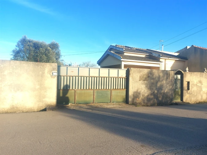 Moradia T4 para Venda em Chão de Couce Foto 3