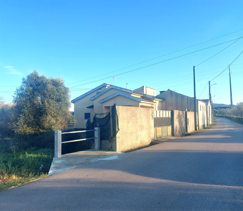 Moradia T4 para Venda em Chão de Couce Foto 4