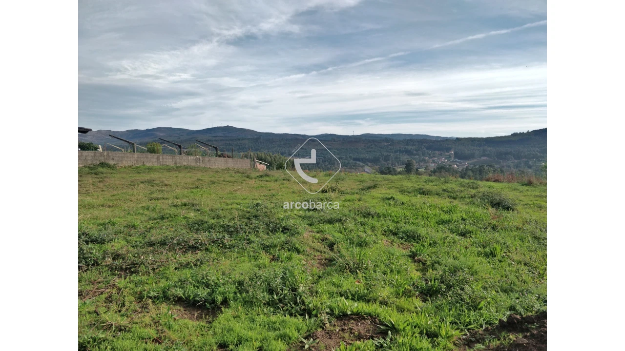 Terreno para Venda em Sapardos Foto 7