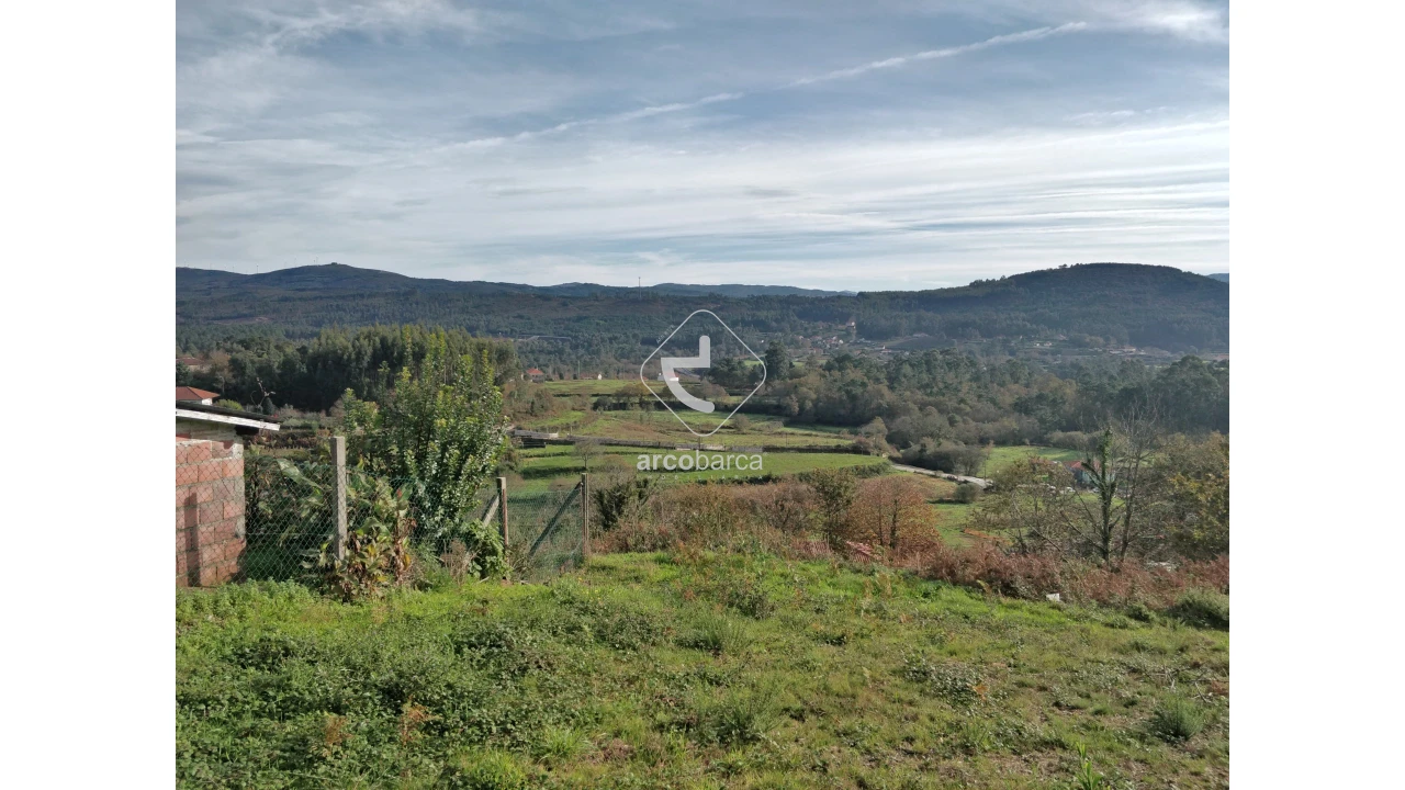 Terreno para Venda em Sapardos Foto 5