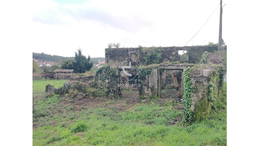 Moradia T4 para Venda em Candemil e Gondar Foto 26