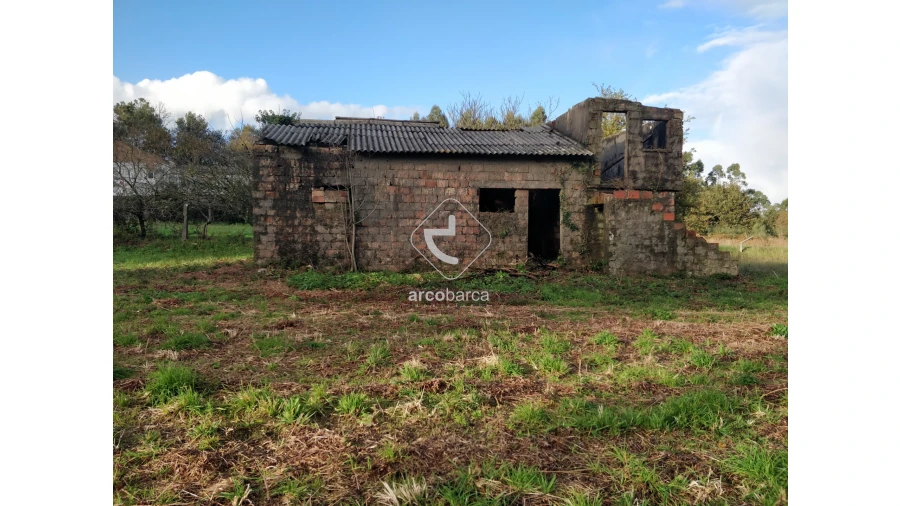 Moradia T4 para Venda em Candemil e Gondar Foto 11