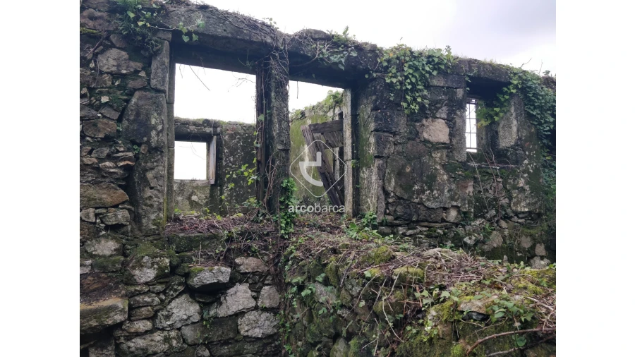 Moradia T4 para Venda em Candemil e Gondar Foto 21