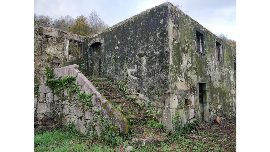 Moradia T4 para Venda em Candemil e Gondar Foto 3