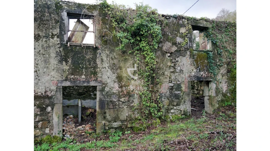 Moradia T4 para Venda em Candemil e Gondar Foto 9