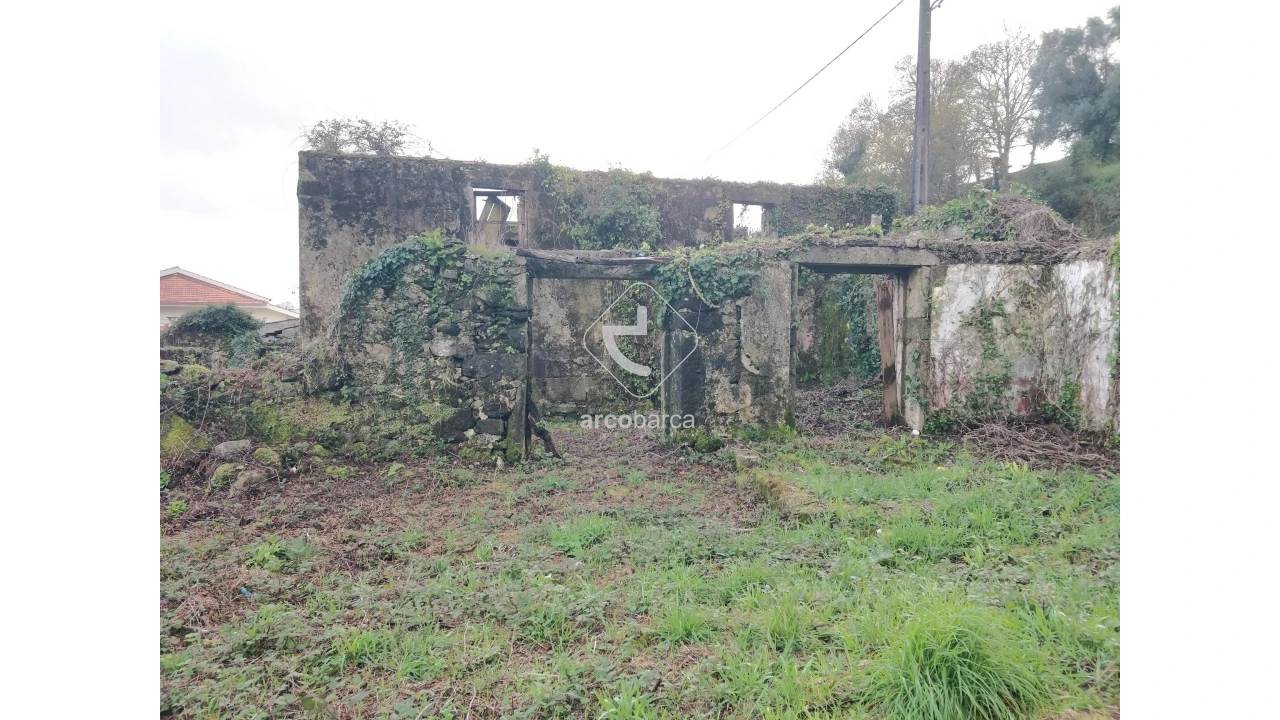 Moradia T4 para Venda em Candemil e Gondar Foto 27