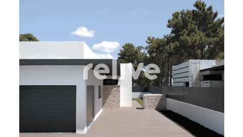 Moradia T4 para Venda em Sesimbra (Castelo)