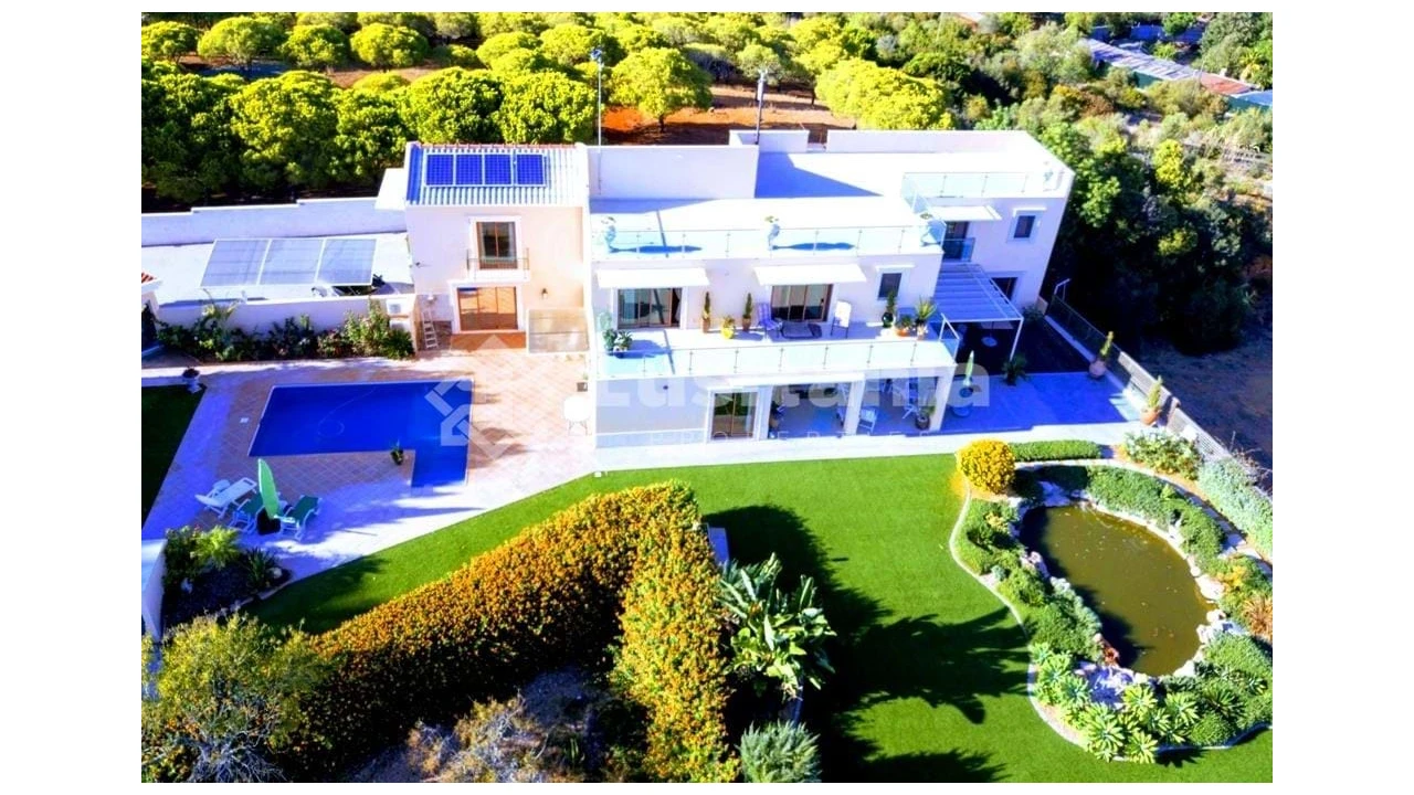 Moradia T3 para Venda em Olhão Foto 1