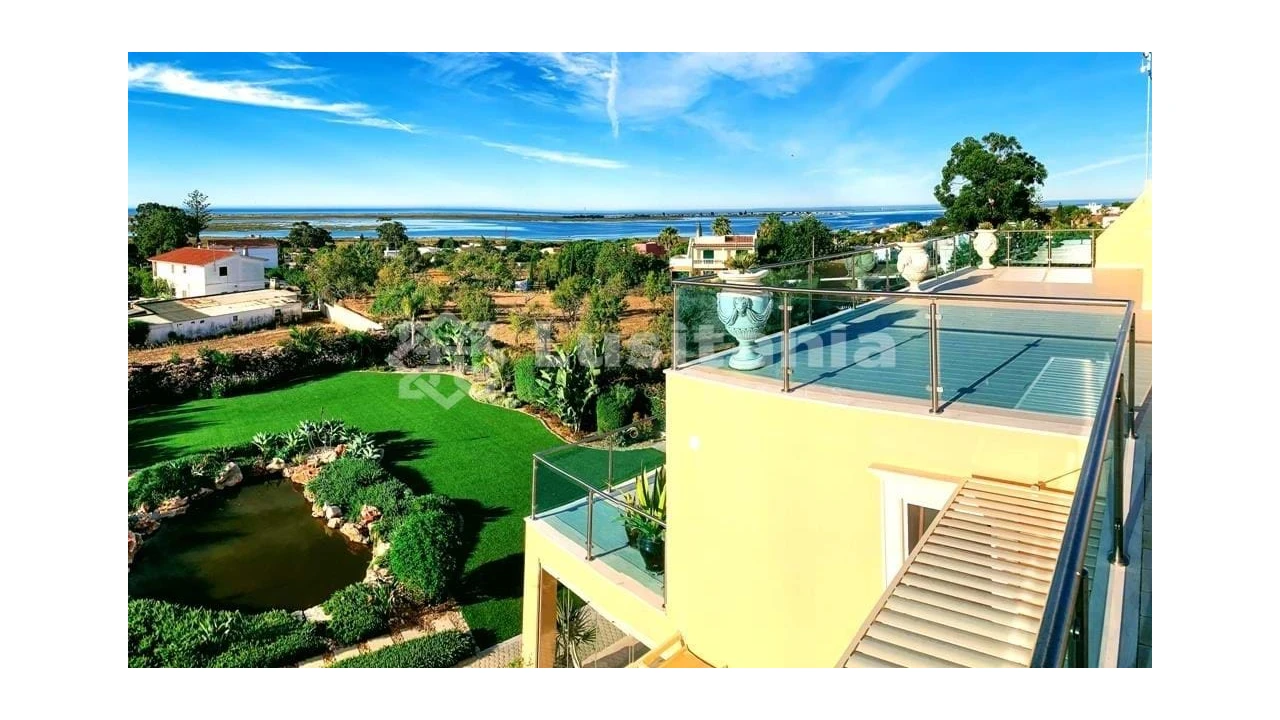 Moradia T3 para Venda em Olhão Foto 4