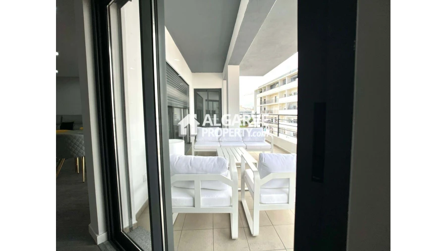 Apartamento T3 para Venda em Quelfes Foto 25