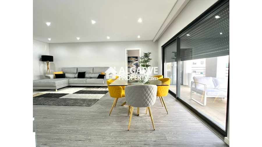 Apartamento T3 para Venda em Quelfes Foto 3