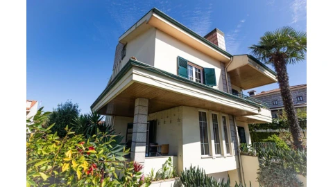 Moradia T4 para Venda em Mafamude e Vilar do Paraíso